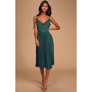 NWT. Lulus Never A Dull Moment Emerald Green Tie-strap Pleated Midi Dress